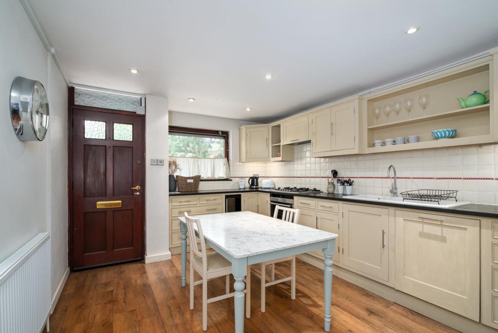 Guestready - Lovely Ground Floor Duplex With Patio In Southbank Apartment London Ngoại thất bức ảnh