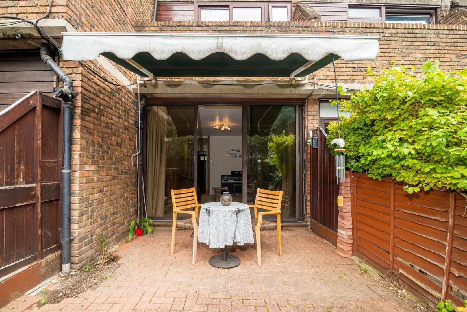 Guestready - Lovely Ground Floor Duplex With Patio In Southbank Apartment London Ngoại thất bức ảnh